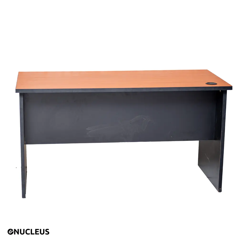 Table de bureau simple avec trois tiroirs fixes