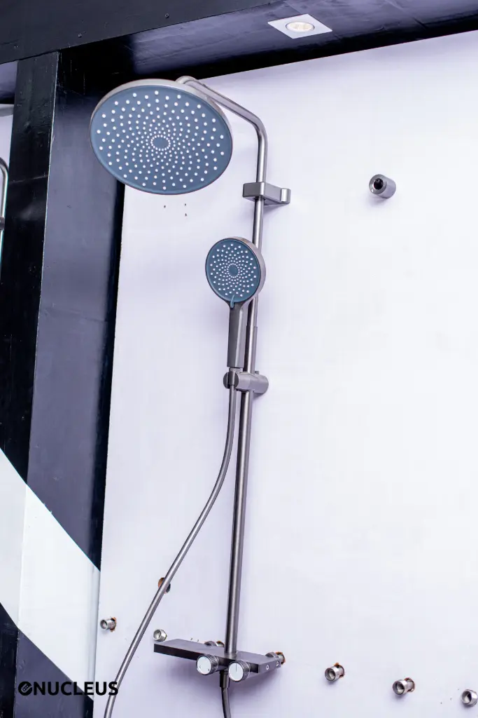 Colonne de douche moderne - 3012 