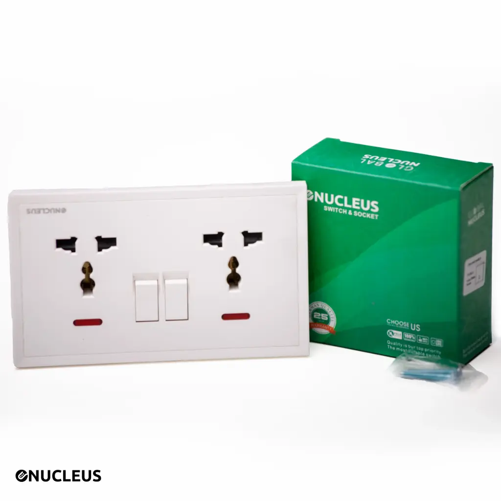Double MF switched socket with neon / Double Prise de courant MF avec  interrupteur   