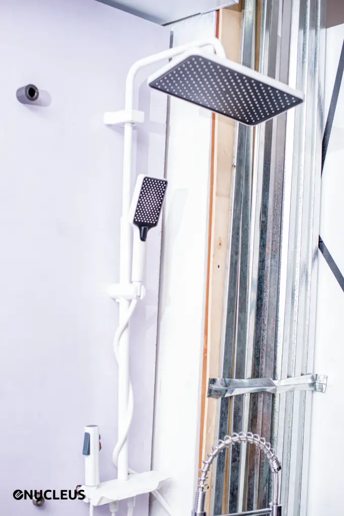 Colonne de douche moderne - 4109W