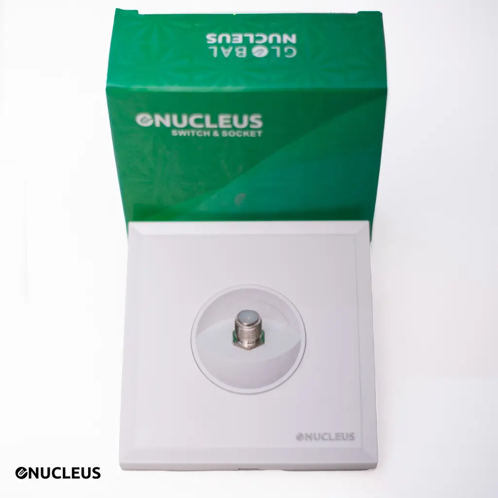 Satellite socket / Prise Decodeur